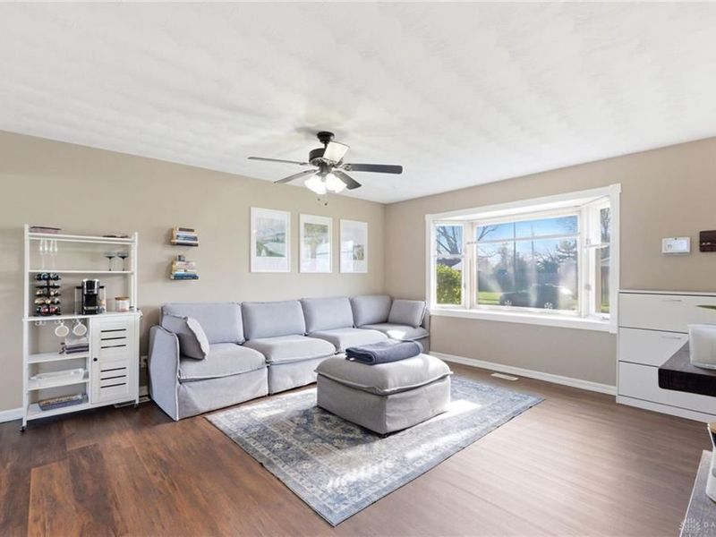 1291 Commonwealth Drive, Xenia, OH 45385 Photo 5