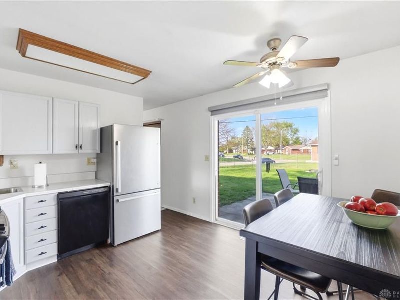 1291 Commonwealth Drive, Xenia, OH 45385 Photo 6