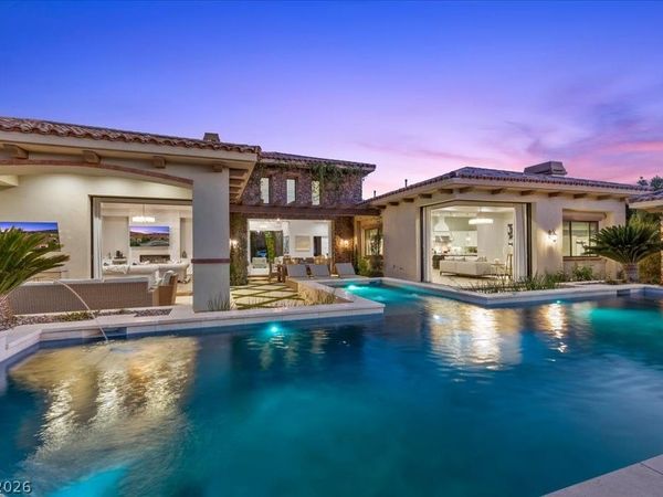 4 Cottonwood Canyon Court, Las Vegas, NV 89141
