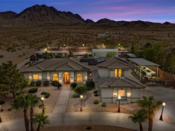 923 Santa Ynez Avenue , Henderson, NV 89002