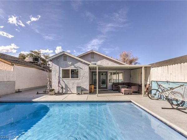 6809 Incline Avenue, Las Vegas, NV 89103