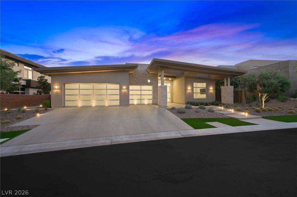 11 Hawkeye Lane, Las Vegas, NV 89135 Main Photo