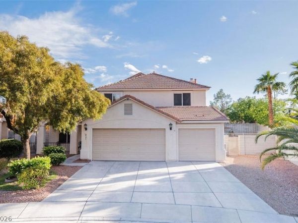 825 Gleamstar Avenue, Las Vegas, NV 89123