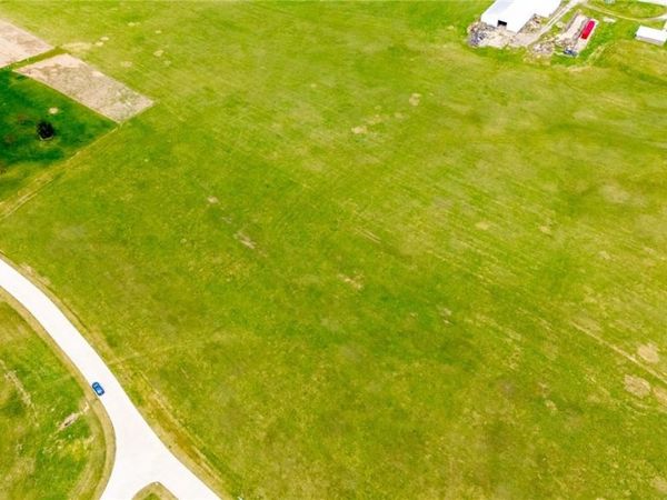 Oldefield Lane , St Clairsville, OH 43950