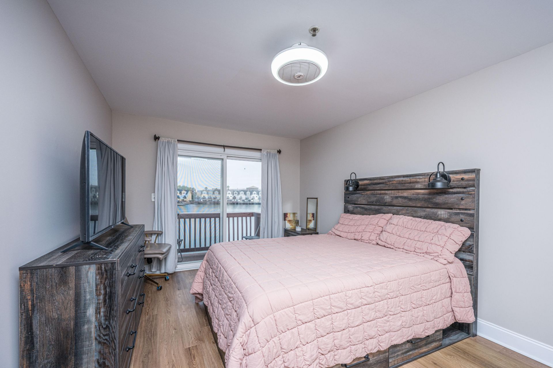 4933 Lake Palmetto Lane Photo 18