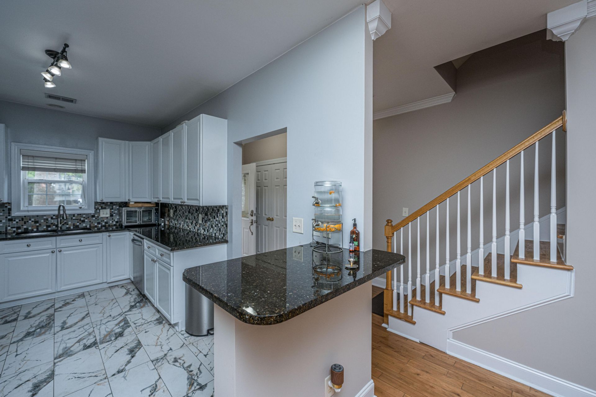 4933 Lake Palmetto Lane Photo 7