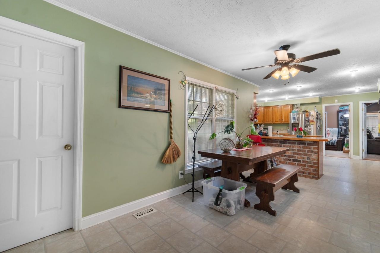 11254 N Highway 905 Photo 9