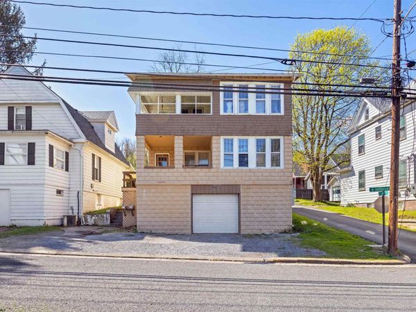 79 W Jefferson Street, Westover, WV 26501