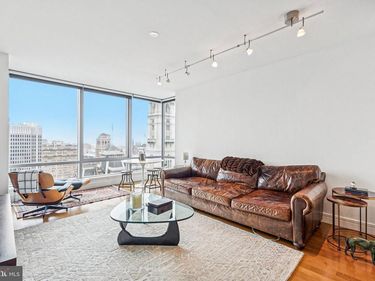 1414 S PENN SQUARE, Unit 22D, PHILADELPHIA, PA 19102