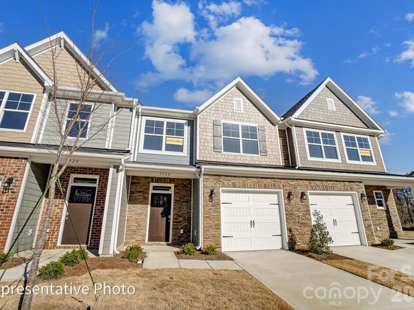 4353 Black Court , Harrisburg, NC 28075