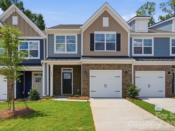 4353 Black Court, Harrisburg, NC 28075