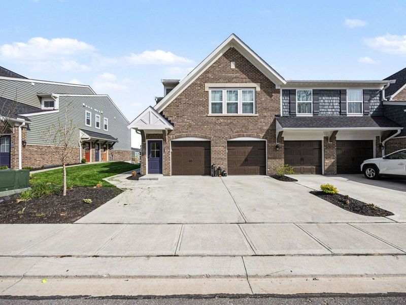 628 Foxhill Drive, Unit 10-101, Crescent Springs, KY 41017 Photo 1