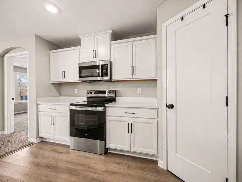 628 Foxhill Drive, Unit 10-101, Crescent Springs, KY 41017 Photo 12