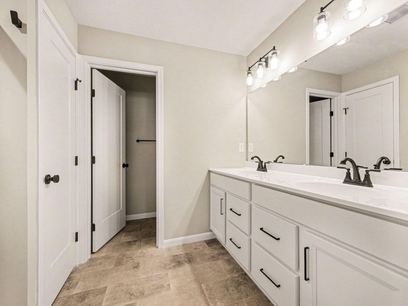 628 Foxhill Drive, Unit 10-101, Crescent Springs, KY 41017 Photo 22