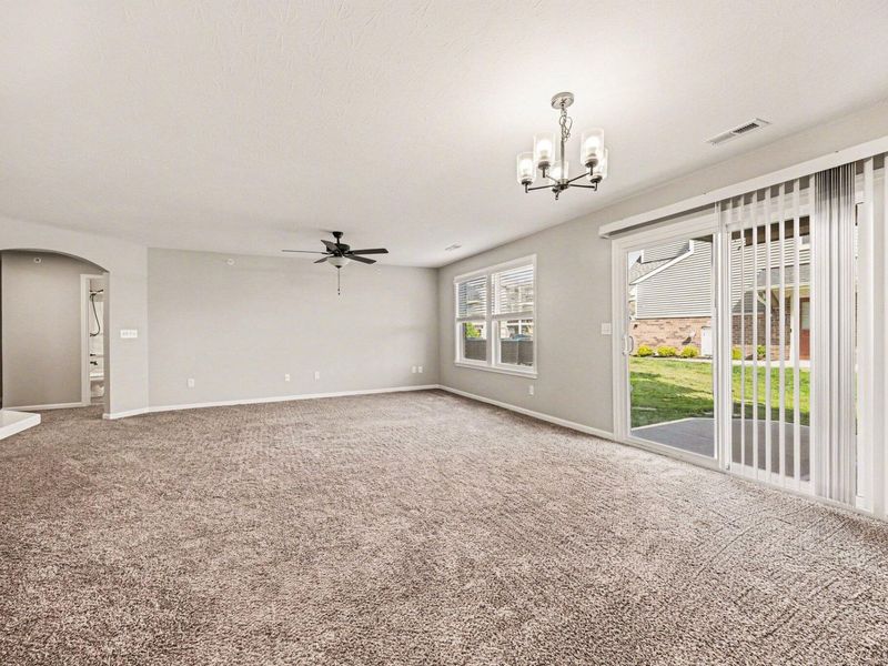 628 Foxhill Drive, Unit 10-101, Crescent Springs, KY 41017 Photo 6