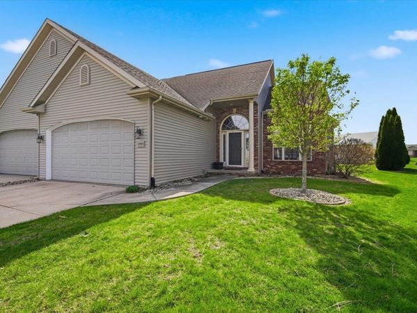 2884 Benson Lane, Normal, IL 61761