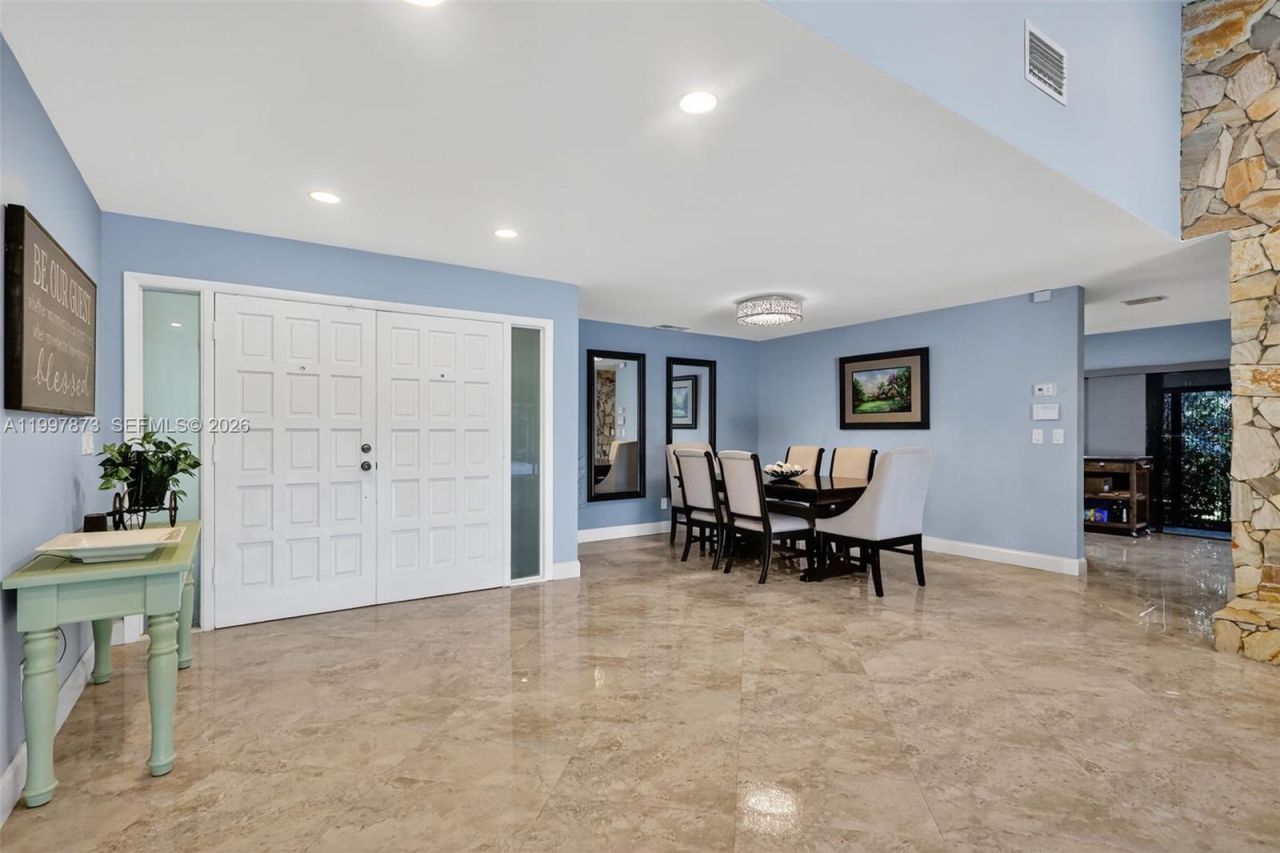 8860 SW 49th Ct, Cooper City, FL 33328 Photo