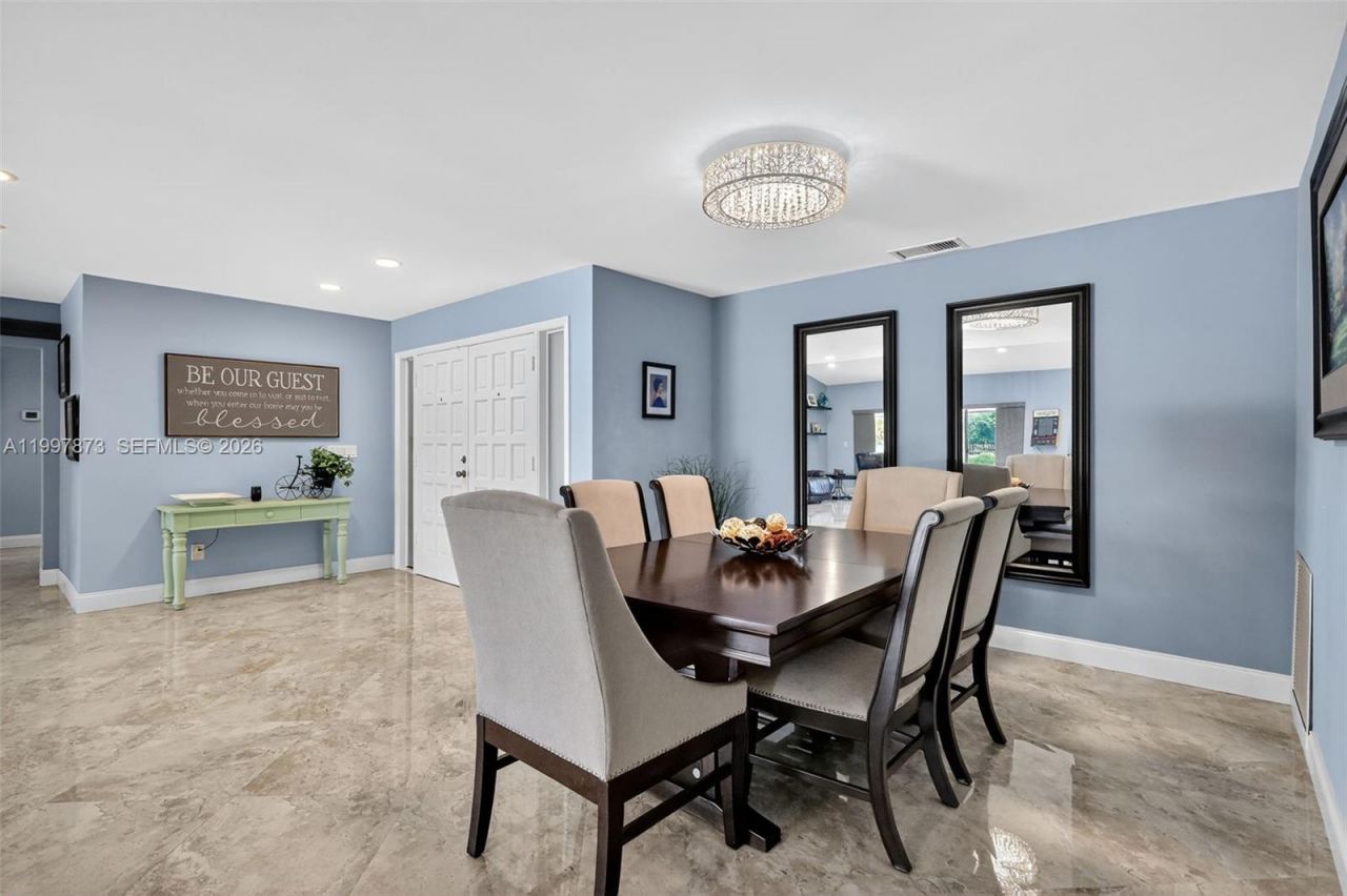 8860 SW 49th Ct, Cooper City, FL 33328 Photo