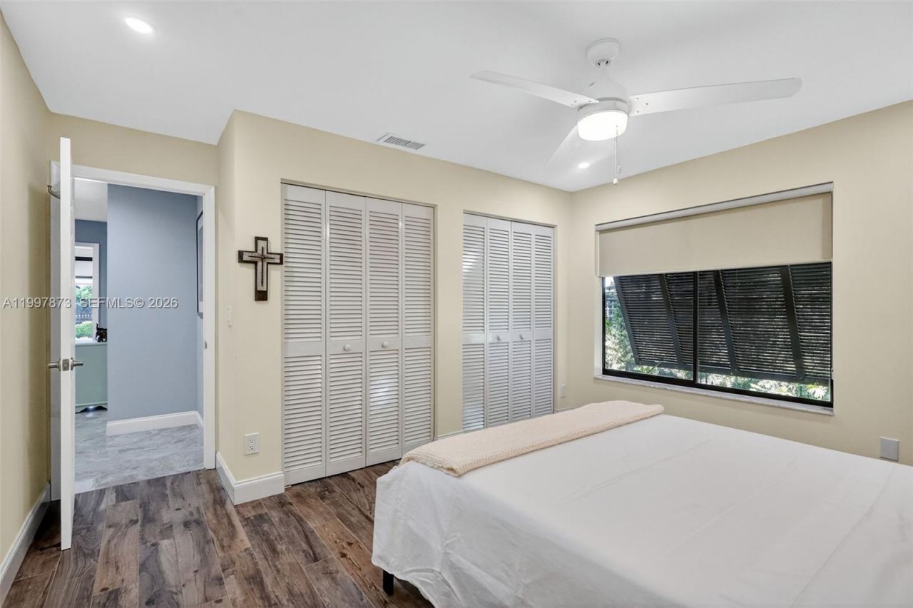 8860 SW 49th Ct, Cooper City, FL 33328 Photo