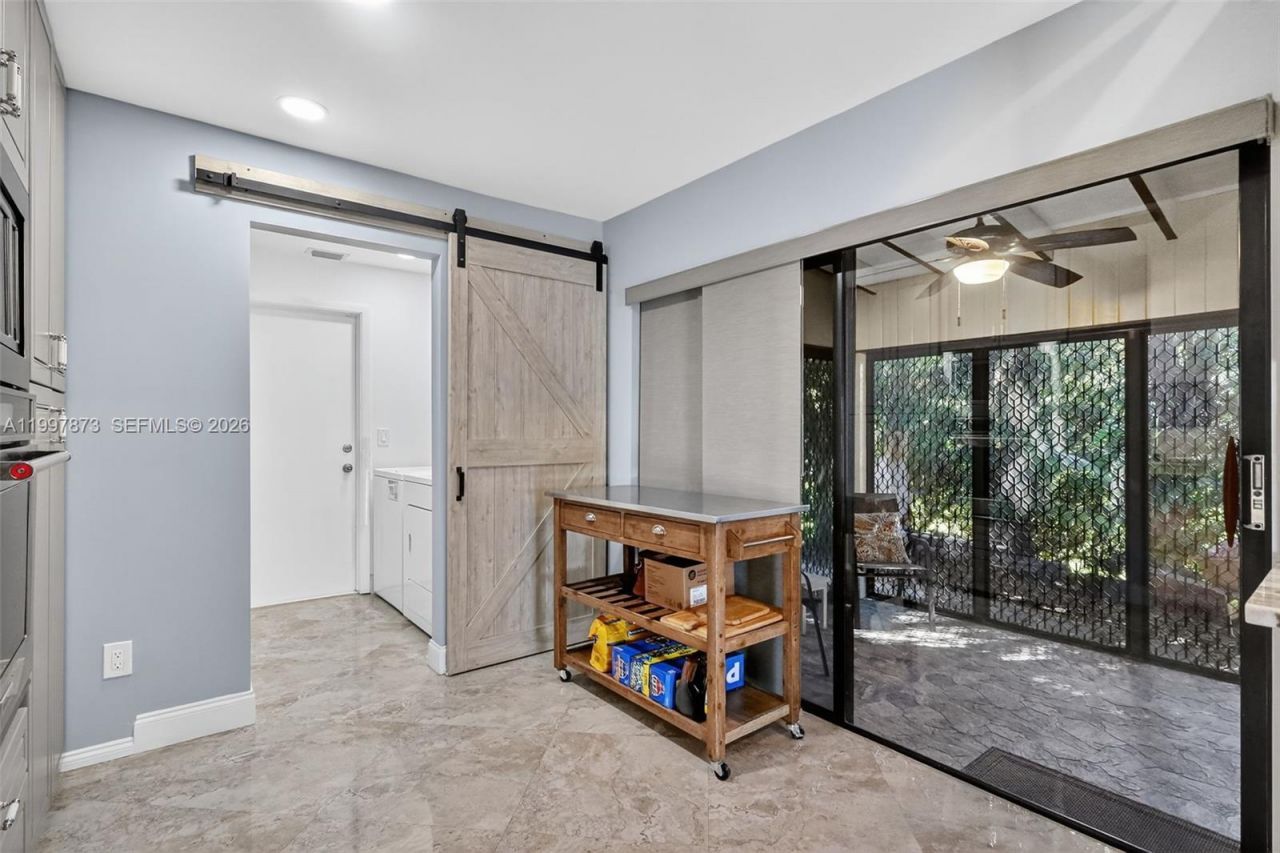 8860 SW 49th Ct, Cooper City, FL 33328 Photo