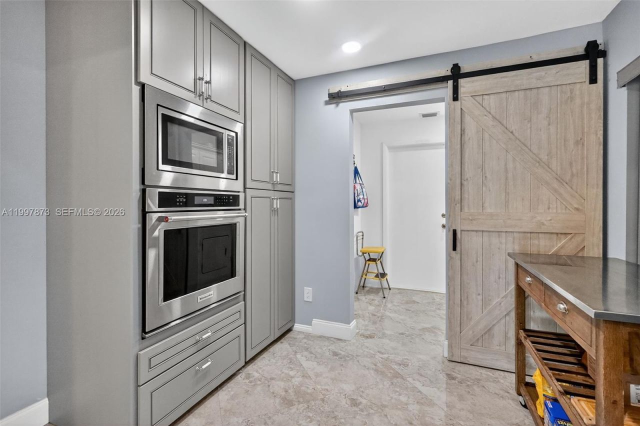 8860 SW 49th Ct, Cooper City, FL 33328 Photo