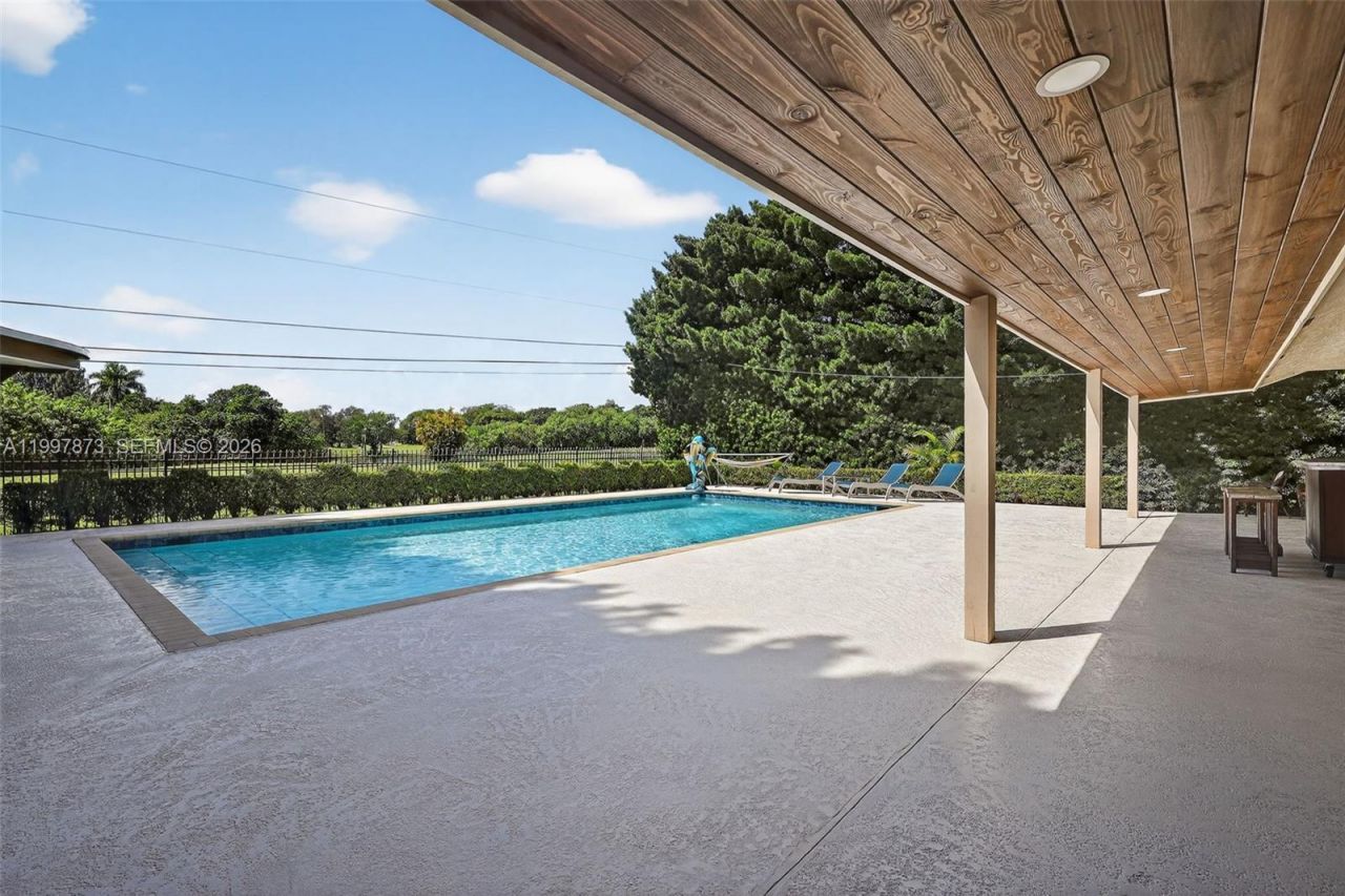 8860 SW 49th Ct, Cooper City, FL 33328 Photo