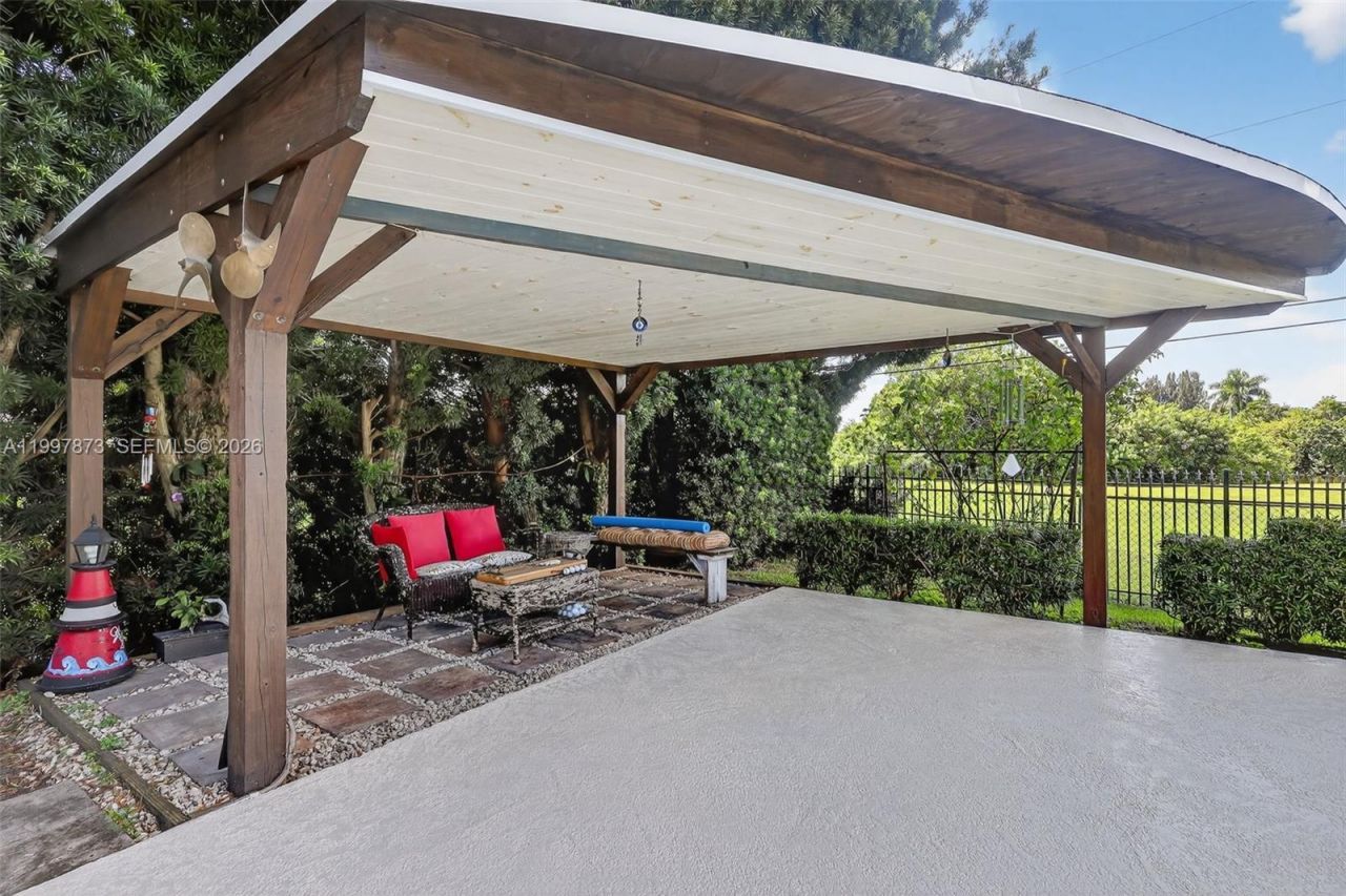 8860 SW 49th Ct, Cooper City, FL 33328 Photo