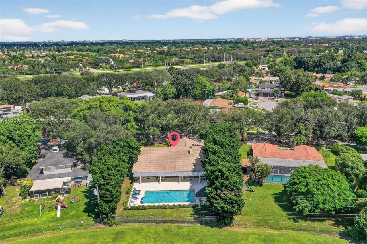 8860 SW 49th Ct, Cooper City, FL 33328 Photo