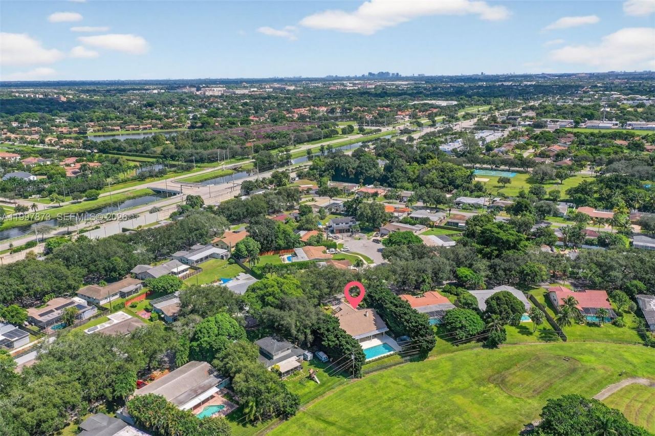 8860 SW 49th Ct, Cooper City, FL 33328 Photo