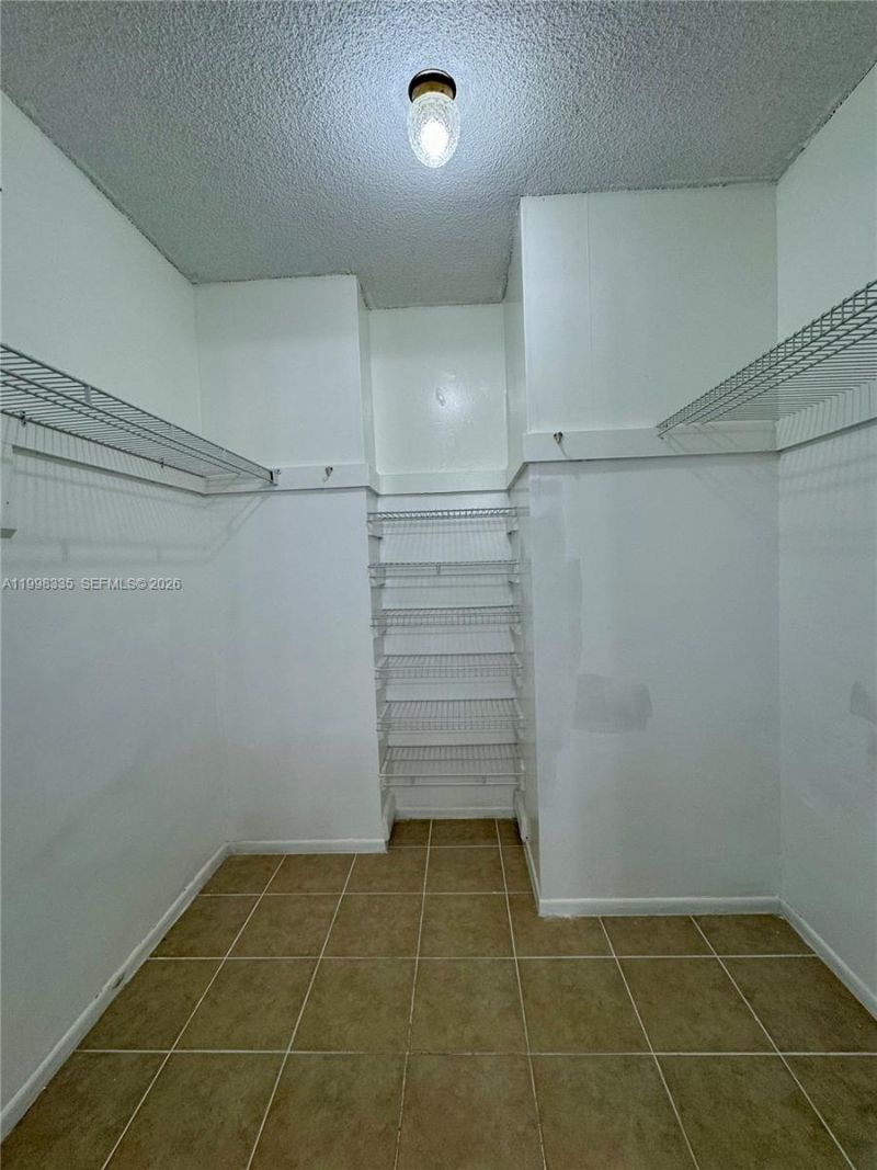 18011 Biscayne Blvd, Unit 1003, Aventura, FL 33160 Photo