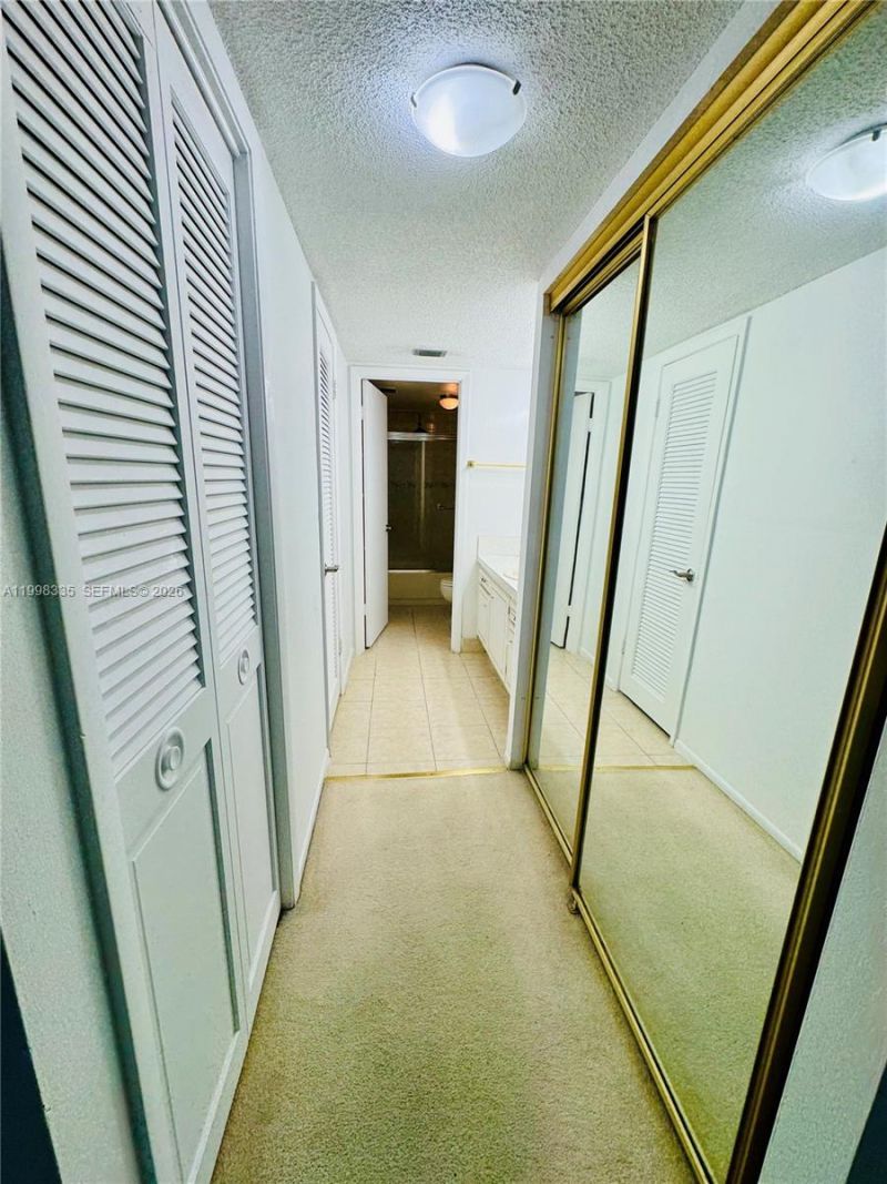 18011 Biscayne Blvd, Unit 1003, Aventura, FL 33160 Photo