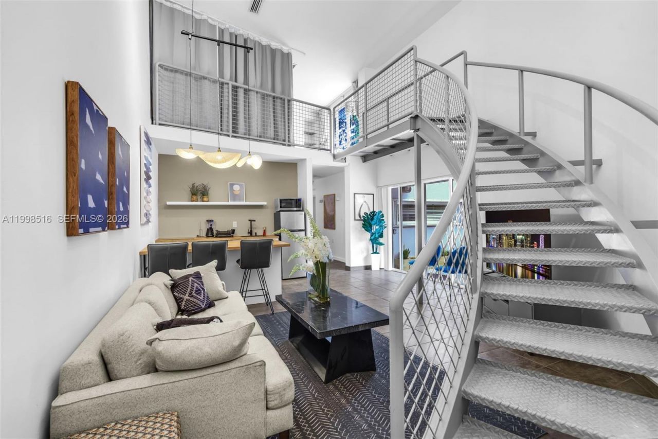 3225 SW 58th Ave, Unit Back, Miami, FL 33155 Photo