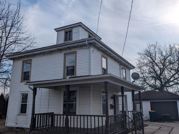 404 Stoughton Road, Edgerton, WI 53534