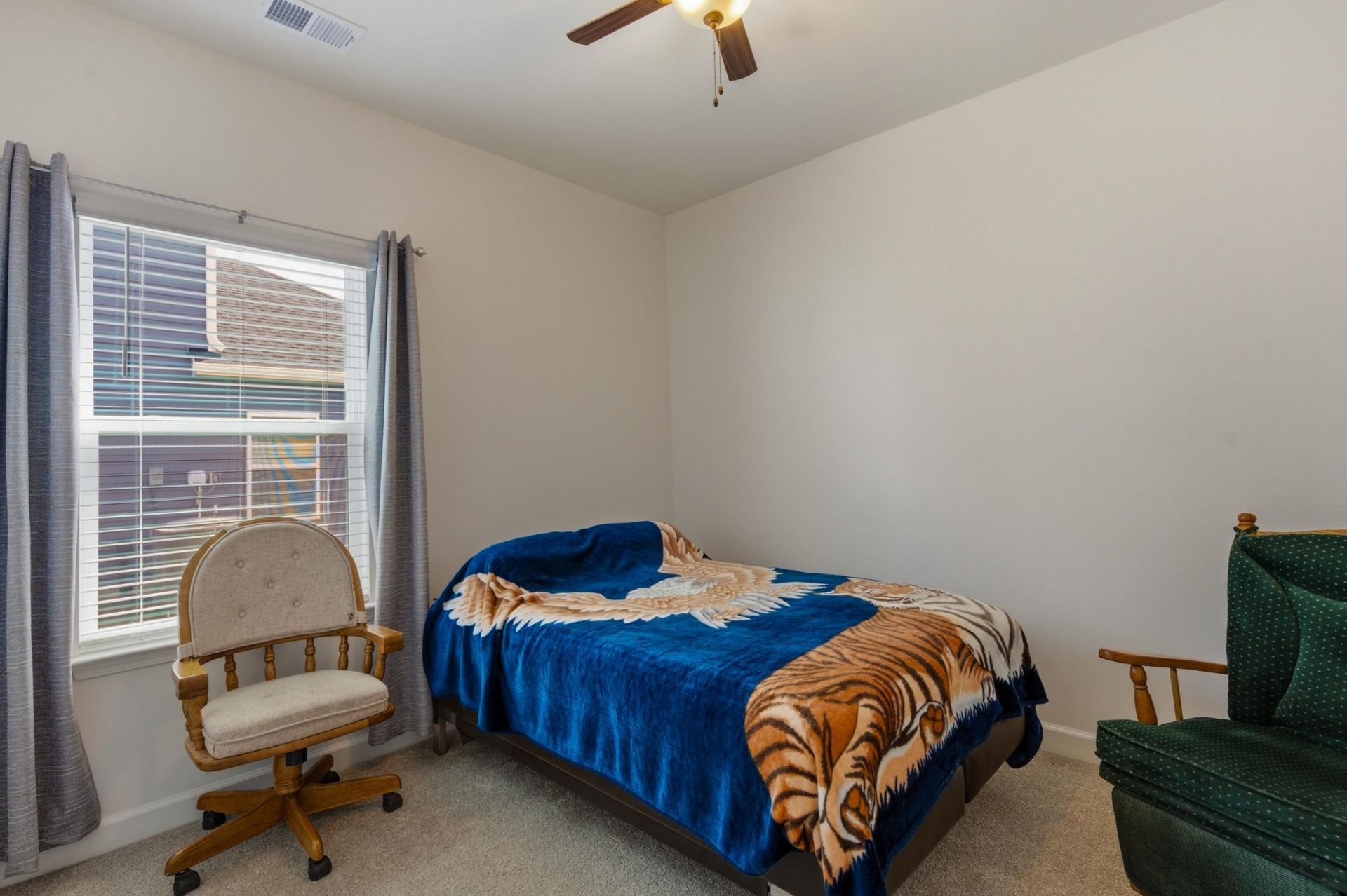 1113 Lauryn Oak Loop Photo 25