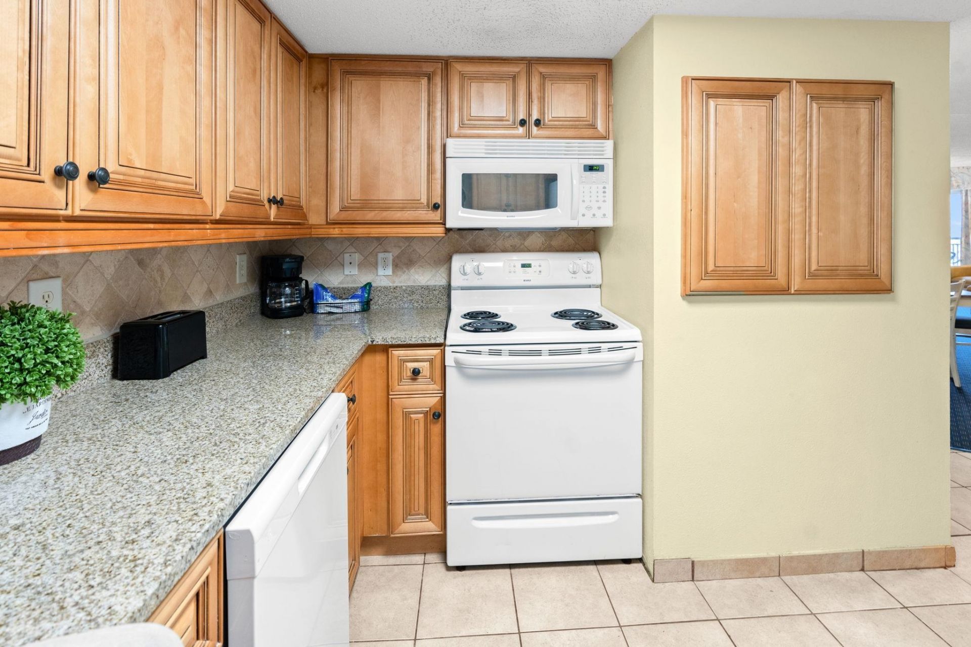 7100 N Ocean Blvd. Photo 12