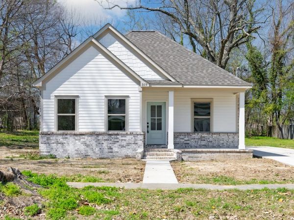 319 N MAPLE ST, Covington, TN 38019