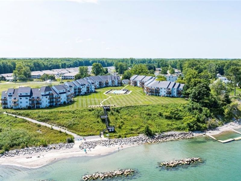 6035 Lake Road W, Unit 423, Ashtabula, OH 44004 Photo 2