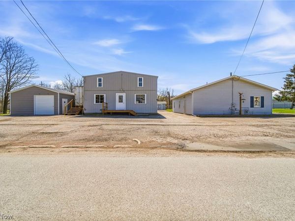 184 E Walnut Street , Jefferson, OH 44047