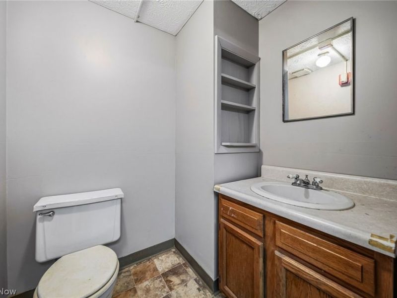 184 E Walnut Street, Jefferson, OH 44047 Photo 33