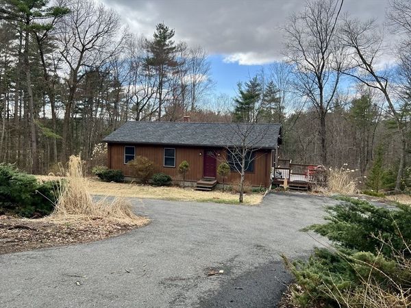 435 Montague Rd, Sunderland, MA 01375