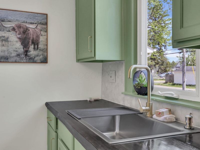 800 S Yearling Road, Columbus, OH 43213 Photo 22