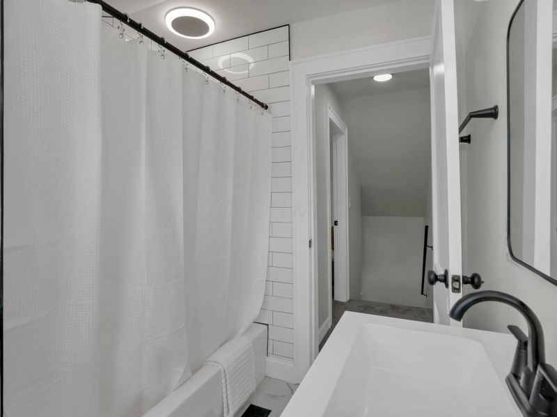 800 S Yearling Road, Columbus, OH 43213 Photo 28