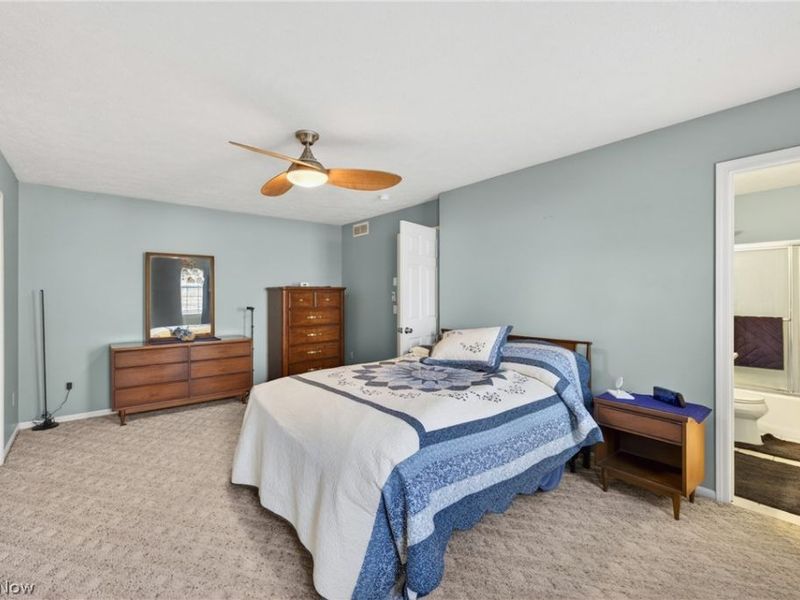 3400 Newport Cove, Unit B-20, Willoughby, OH 44094 Photo 26