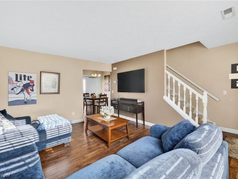 3400 Newport Cove, Unit B-20, Willoughby, OH 44094 Photo 5