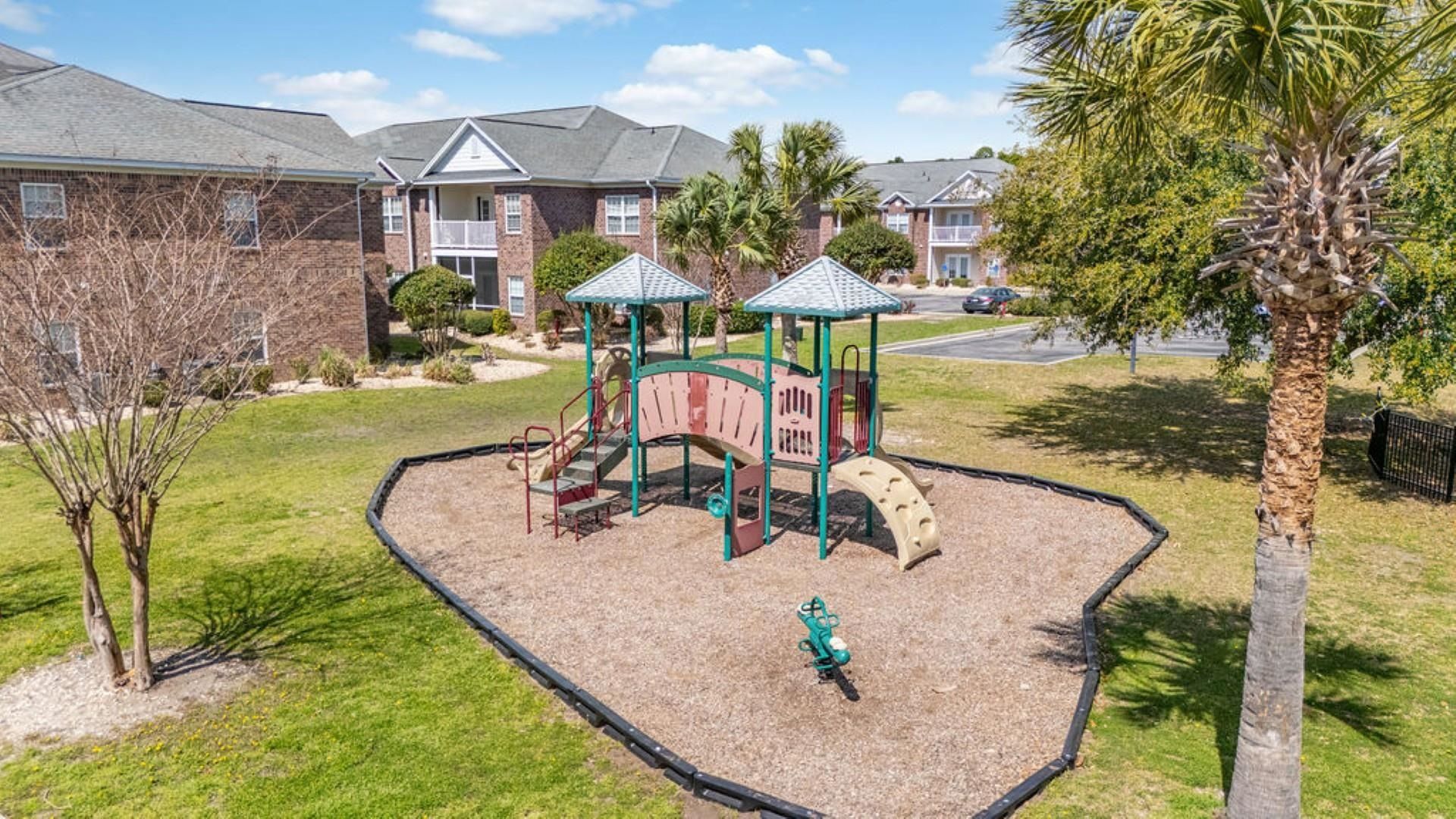 2053 Silvercrest Dr. Photo 23