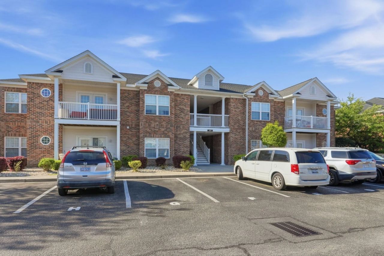 2053 Silvercrest Dr. Photo 25