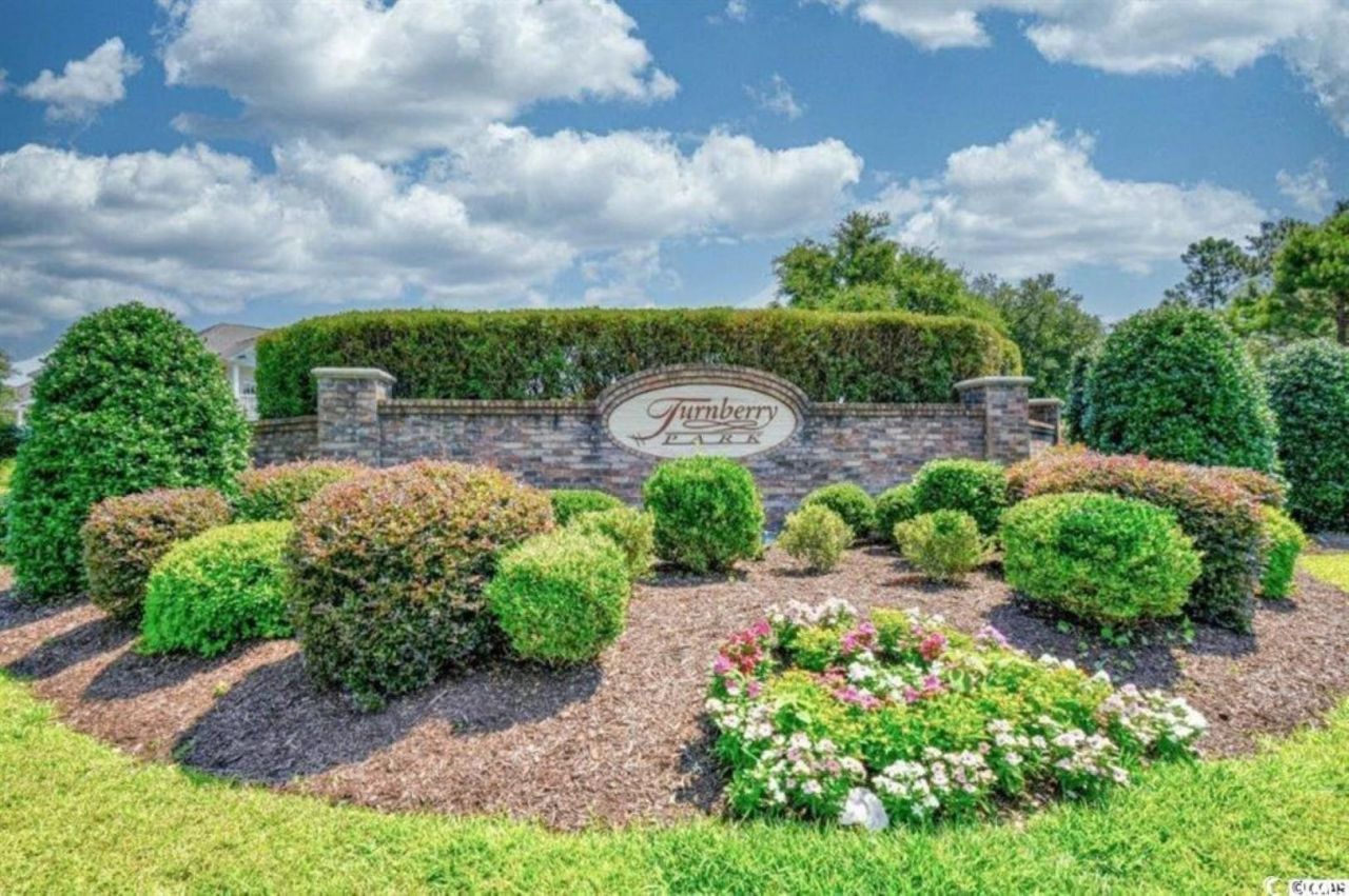 2053 Silvercrest Dr. Photo 26