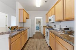 2053 Silvercrest Dr. photo 4