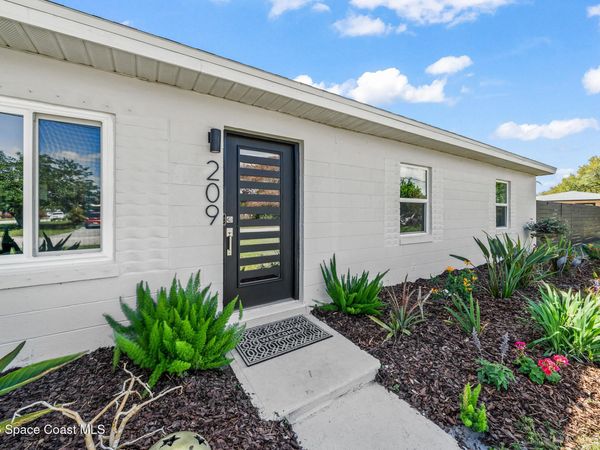 209 Orchid Boulevard , Melbourne, FL 32901