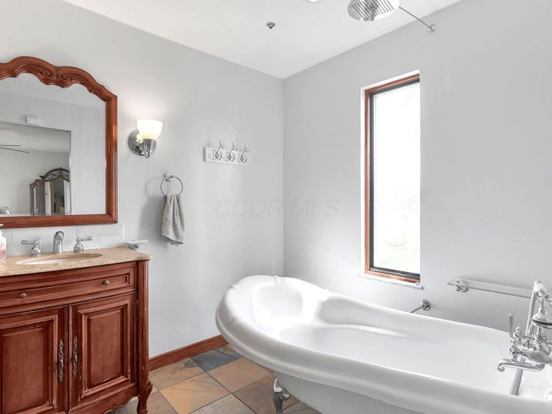 12237 Woods Opossum Run, Orient, OH 43146 Photo 15